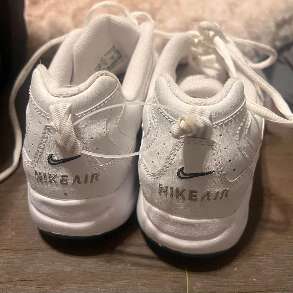 Nike Men’s Vintage Rolling Rail Walk